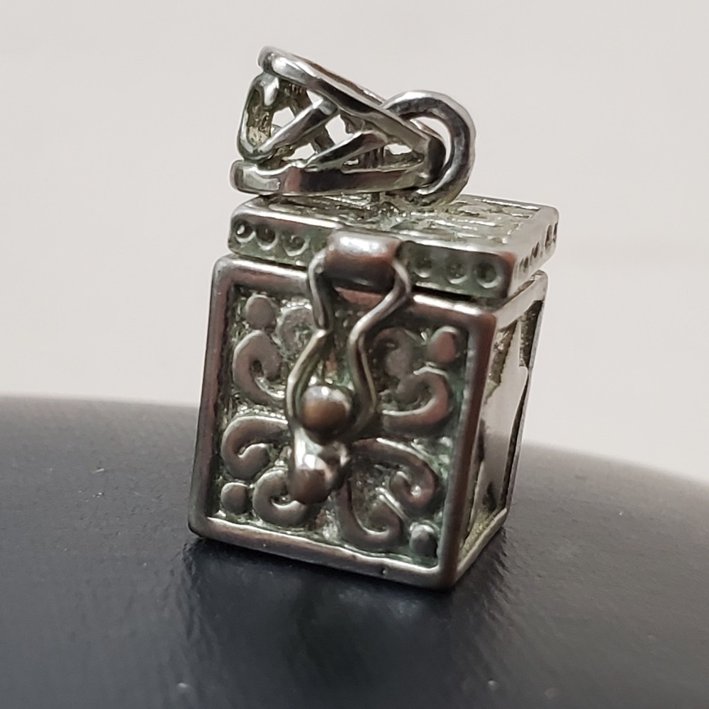 Vintage Silver Tone - Religious Prayer Box‎ Locket Bracelet Charm